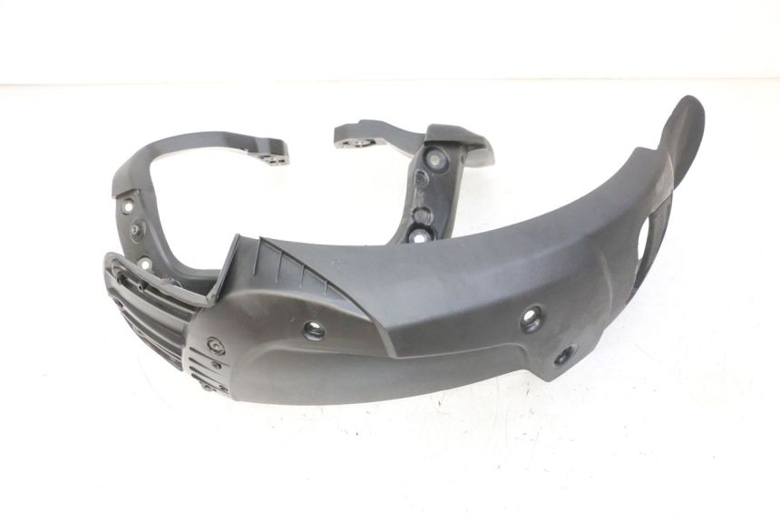 photo de GARDE BOUE AVANT PIAGGIO MP3 HPE 310 (2024 - 2025)