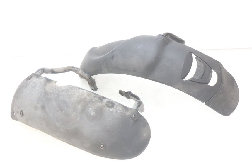 photo de GARDE BOUE AVANT PIAGGIO MP3 LT 400 (2007 - 2012)