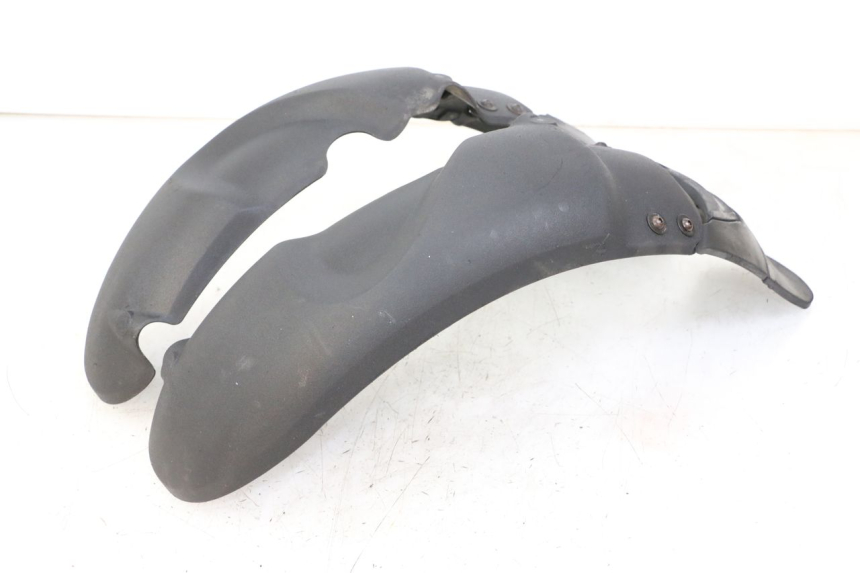 photo de GARDE BOUE AVANT PIAGGIO MP3 LT 400 (2007 - 2012)