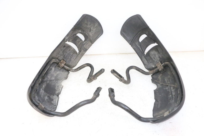 photo de GARDE BOUE AVANT PIAGGIO MP3 LT 300 (2010 - 2016)