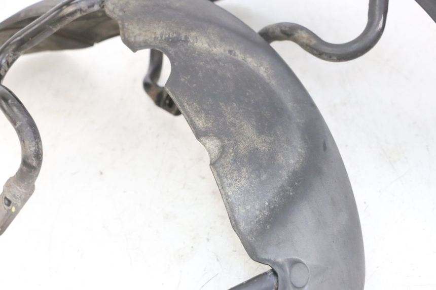 photo de GARDE BOUE AVANT PIAGGIO MP3 LT 300 (2010 - 2016)