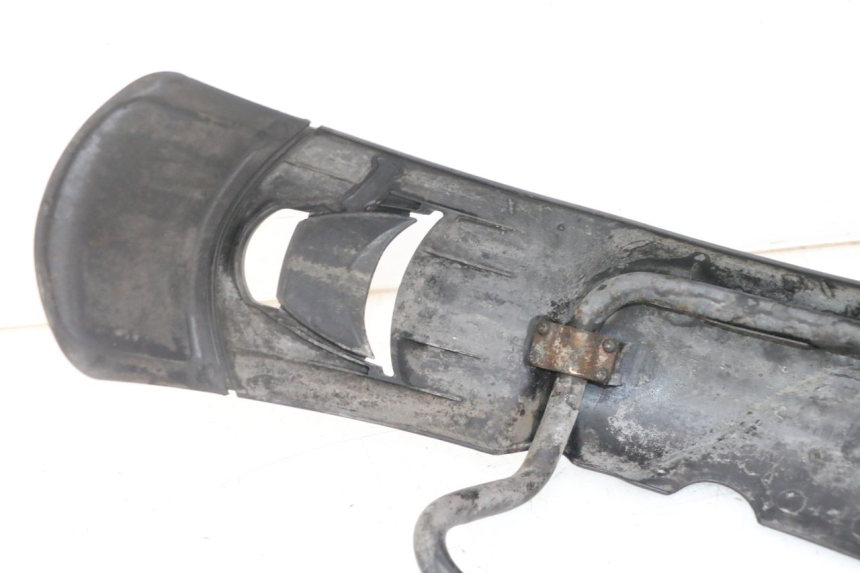 photo de GARDE BOUE AVANT PIAGGIO MP3 LT 300 (2010 - 2016)