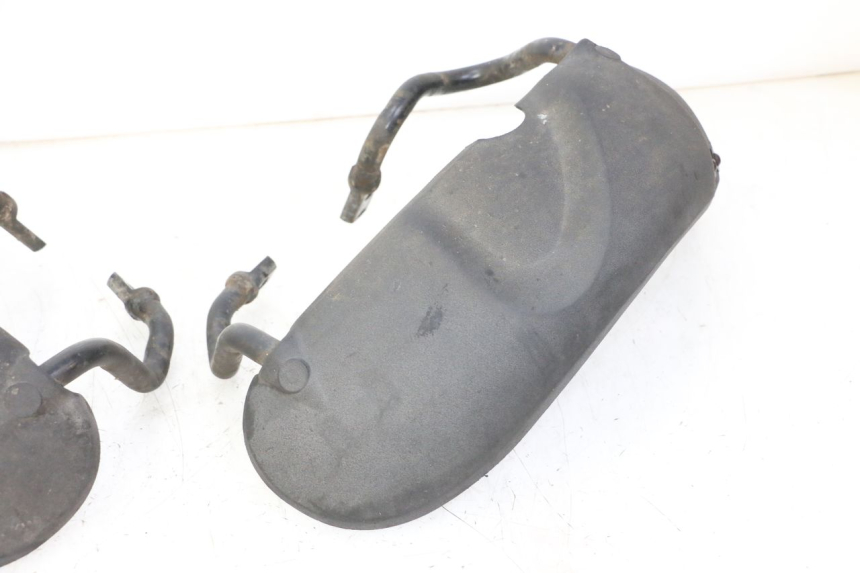 photo de GARDE BOUE AVANT PIAGGIO MP3 LT 300 (2010 - 2016)