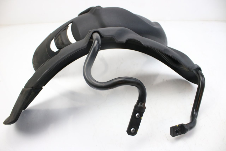 photo de GARDE BOUE AVANT PIAGGIO MP3 500 (2014 - 2016)