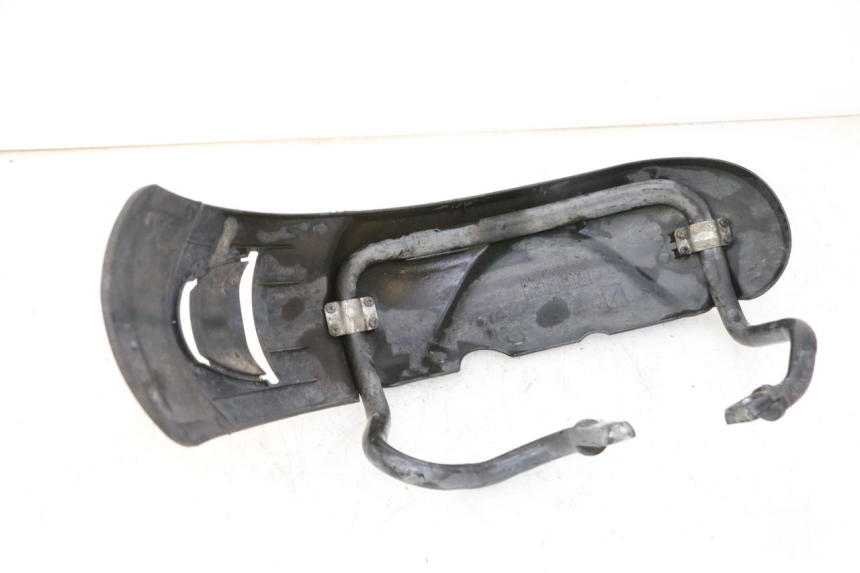 photo de GARDE BOUE AVANT PIAGGIO MP3 500 (2014 - 2016)