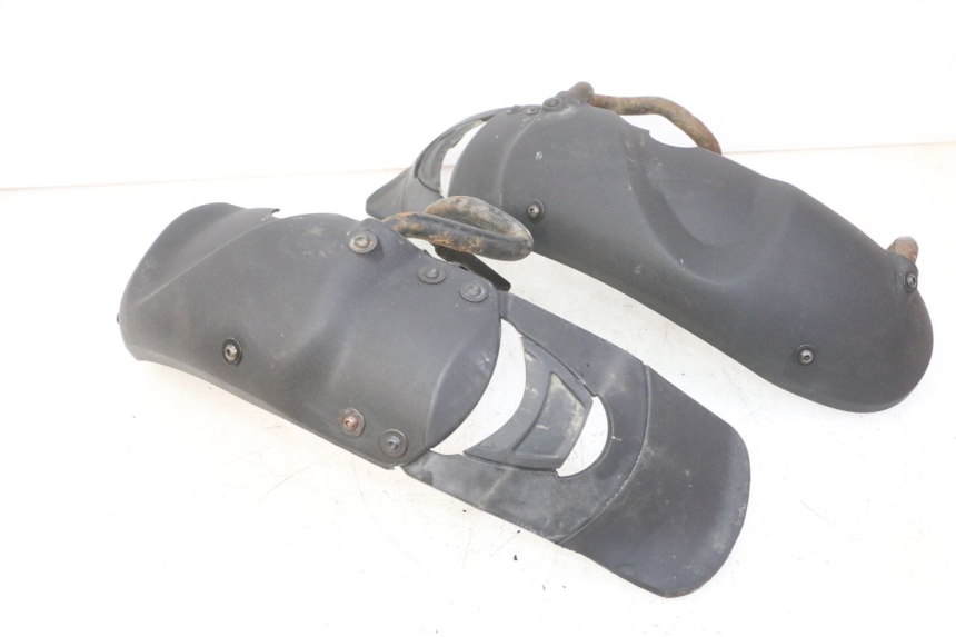 photo de GARDE BOUE AVANT PIAGGIO MP3 RL 250 (2007 - 2010)