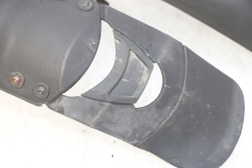 photo de GARDE BOUE AVANT PIAGGIO MP3 RL 250 (2007 - 2010)