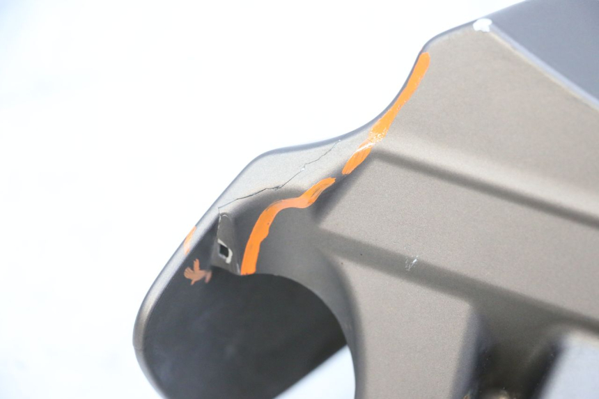 photo de GARDE BOUE AVANT YAMAHA NEOS NEO'S 4T 50 (2008 - 2016) - Détails caractéristiques