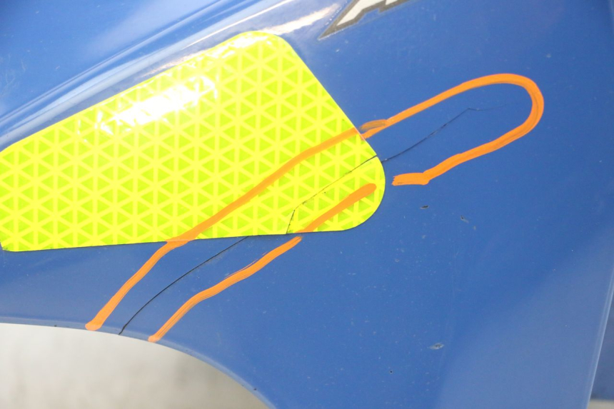 photo de GARDE BOUE AVANT YAMAHA TDM ABS 900 (2002 - 2014) - État de surface