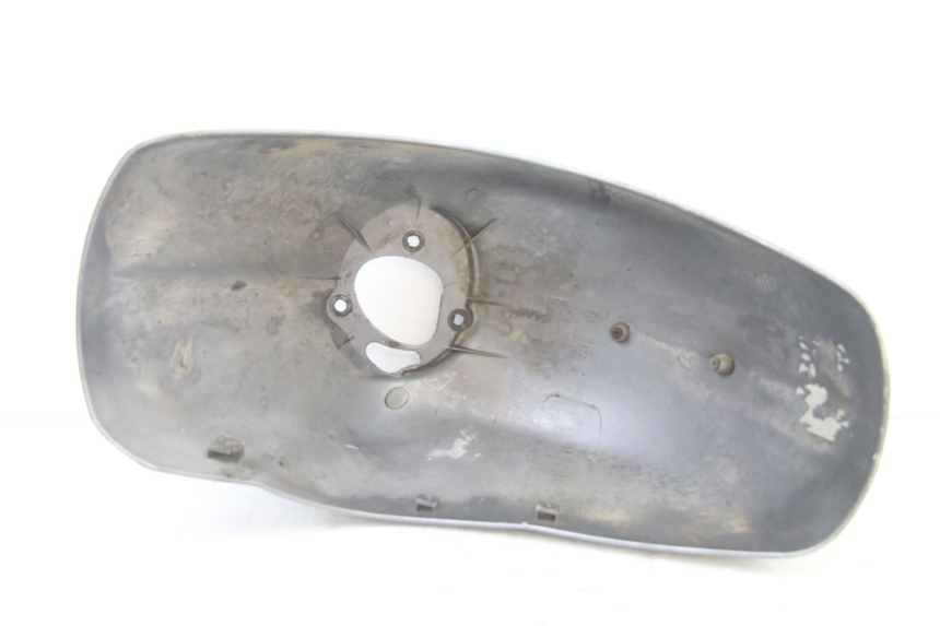 photo de GARDE BOUE AVANT PIAGGIO VESPA GRANTURISMO 125 (2003 - 2007)