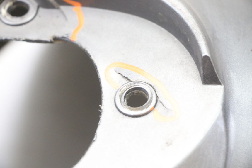 photo de GARDE BOUE AVANT PIAGGIO VESPA GRANTURISMO 125 (2003 - 2007)