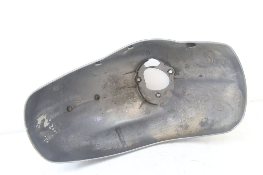 photo de GARDE BOUE AVANT PIAGGIO VESPA GRANTURISMO 125 (2003 - 2007)