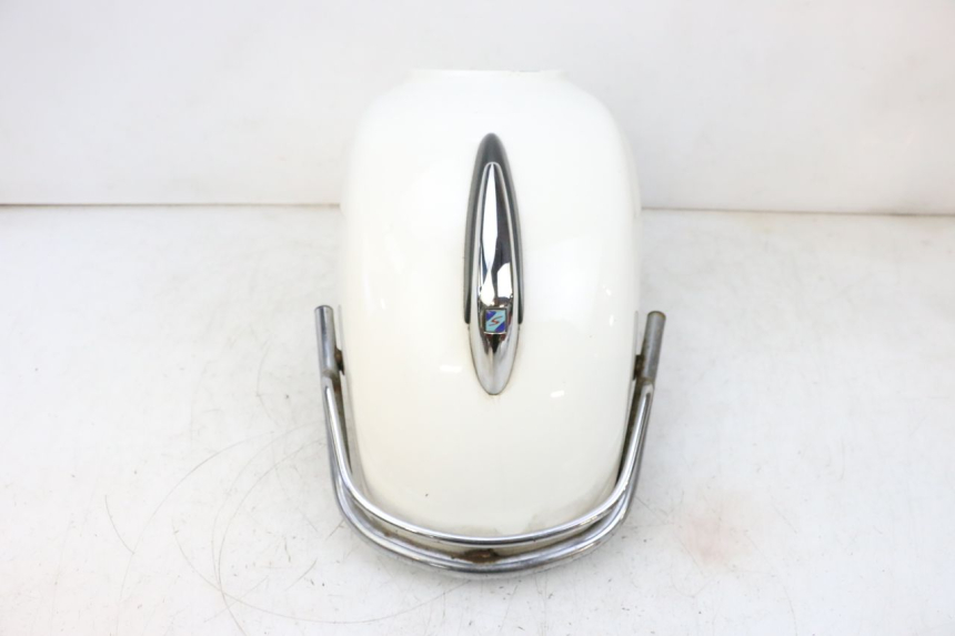 photo de GARDE BOUE AVANT PIAGGIO VESPA GTS SUPER IE 125 (2009 - 2016) - Vue d’ensemble