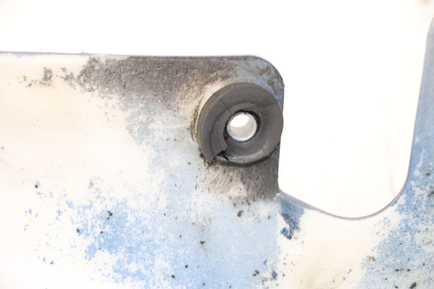 photo de GARDE BOUE AVANT PIAGGIO X9 EVOLUTION 125 (2003 - 2007)