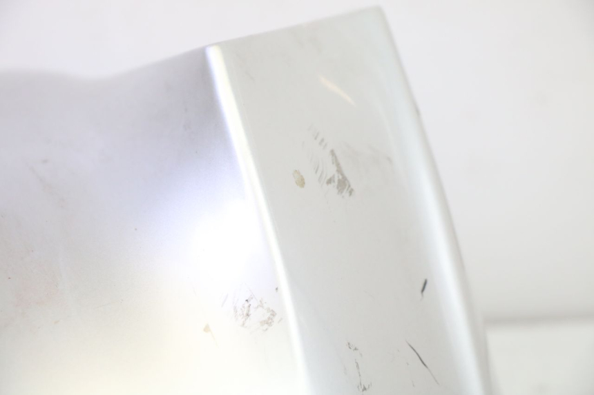 photo de GARDE BOUE AVANT YAMAHA YP MAJESTY 125 (2002 - 2006) - État de surface