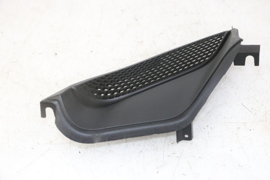 photo de GRILLE RADIATEUR DROITE PIAGGIO NRG POWER PUREJET 50 (2018 - 2021)