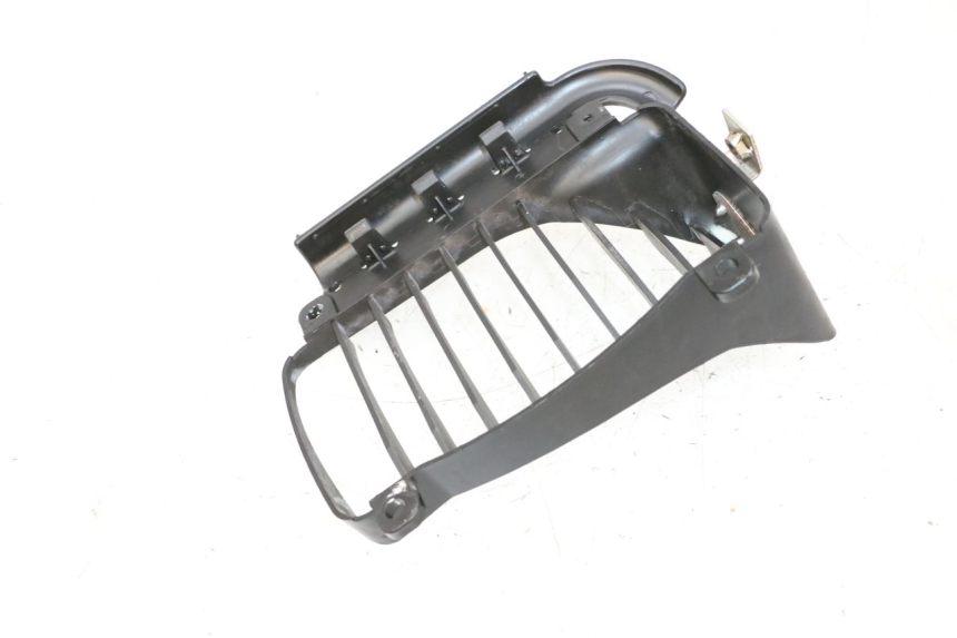 photo de GRILLE RADIATEUR DROITE PIAGGIO VESPA GTS SUPER IE 125 (2009 - 2016) - Autre angle de vue