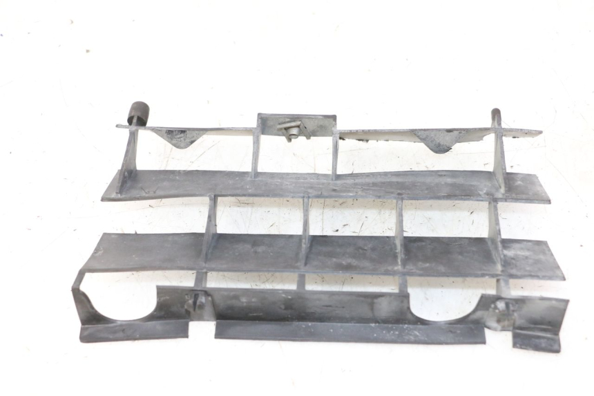 photo de GRILLE RADIATEUR APRILIA ETX 125 (1998 - 2002)