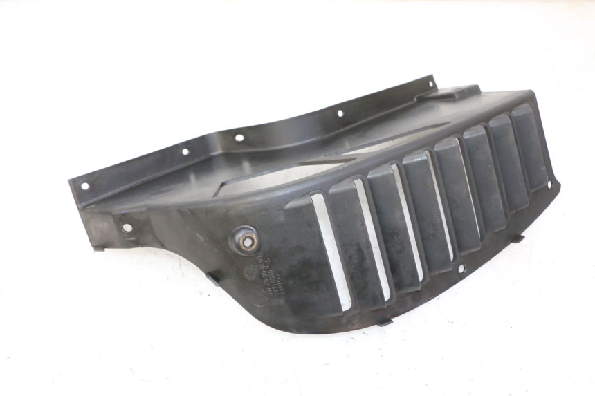 photo de GRILLE RADIATEUR GAUCHE QUADRO 4 4D 350 (2015 - 2018)