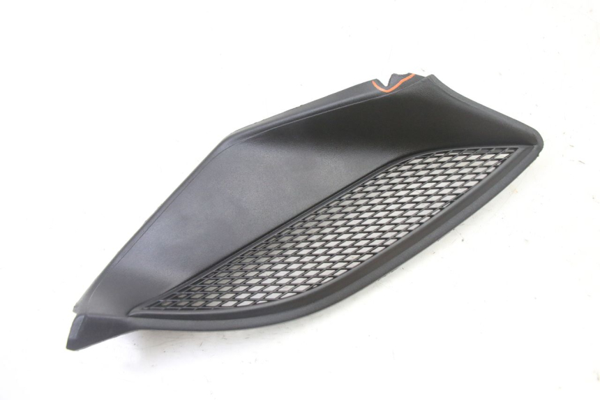 photo de GRILLE RADIATEUR GAUCHE PIAGGIO NRG POWER PUREJET 50 (2018 - 2021)