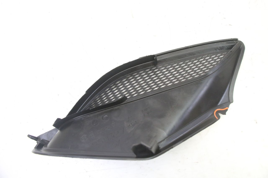 photo de GRILLE RADIATEUR GAUCHE PIAGGIO NRG POWER PUREJET 50 (2018 - 2021)