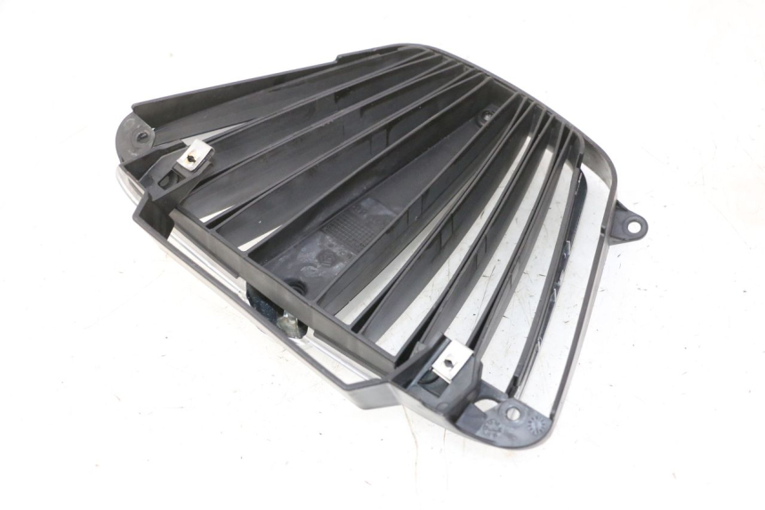 photo de GRILLE RADIATEUR PIAGGIO MP3 RL 250 (2007 - 2010)