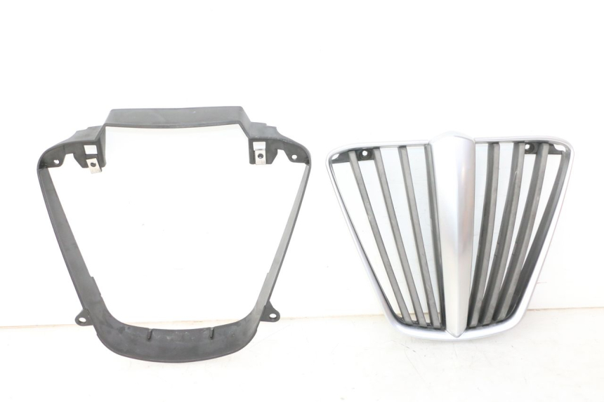photo de GRILLE RADIATEUR PIAGGIO MP3 RL 250 (2007 - 2010)