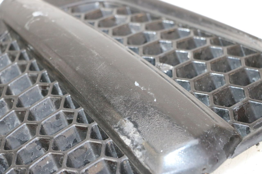 photo de GRILLE RADIATEUR PIAGGIO MP3 500 (2011 - 2015)