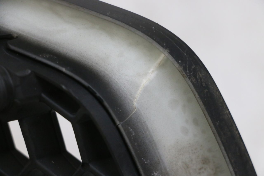 photo de GRILLE RADIATEUR PIAGGIO MP3 500 (2016 - 2018) - Détail de la pièce