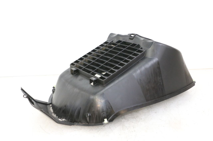 photo de GRILLE RADIATEUR PEUGEOT SATELIS COMPRESSOR K15 125 (2006 - 2009)