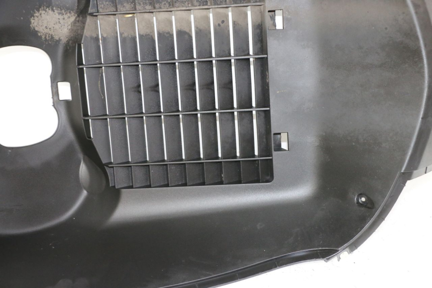 photo de GRILLE RADIATEUR PEUGEOT SATELIS COMPRESSOR K15 125 (2006 - 2009)