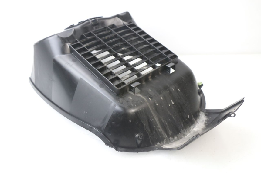 photo de GRILLE RADIATEUR PEUGEOT SATELIS COMPRESSOR K15 125 (2006 - 2009)