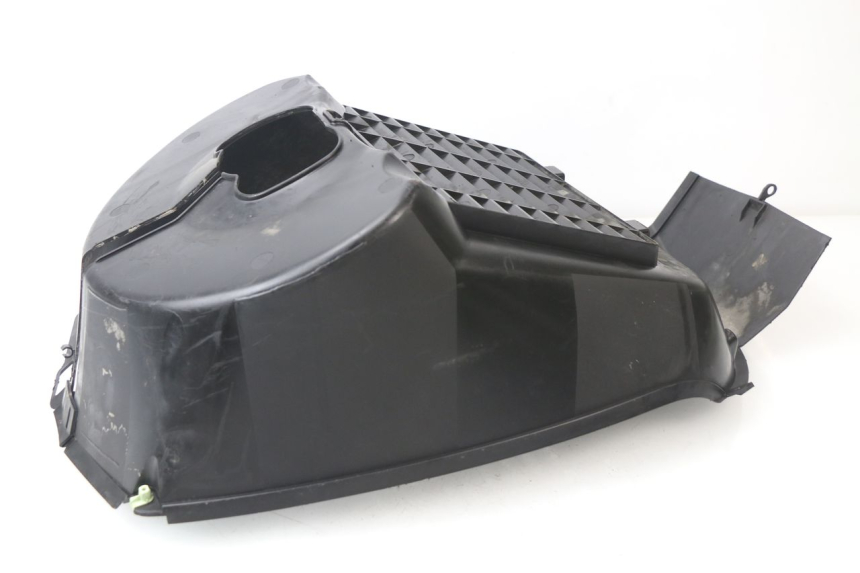 photo de GRILLE RADIATEUR PEUGEOT SATELIS COMPRESSOR K15 125 (2006 - 2009)