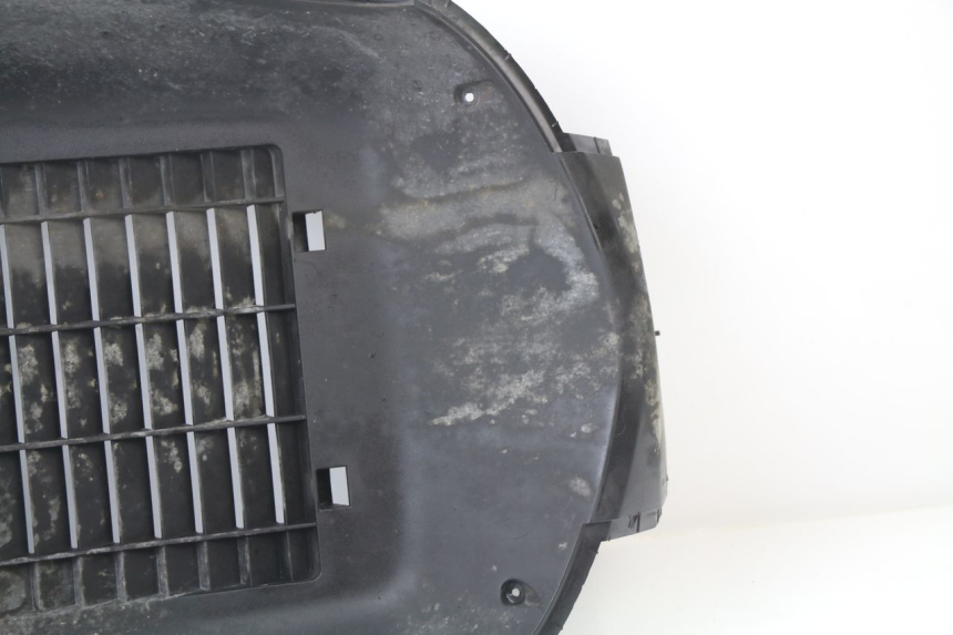 photo de GRILLE RADIATEUR PEUGEOT SATELIS COMPRESSOR K15 125 (2006 - 2009)