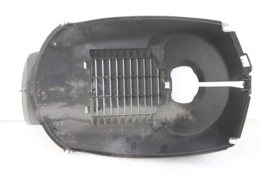photo de GRILLE RADIATEUR PEUGEOT SATELIS COMPRESSOR K15 125 (2006 - 2009)