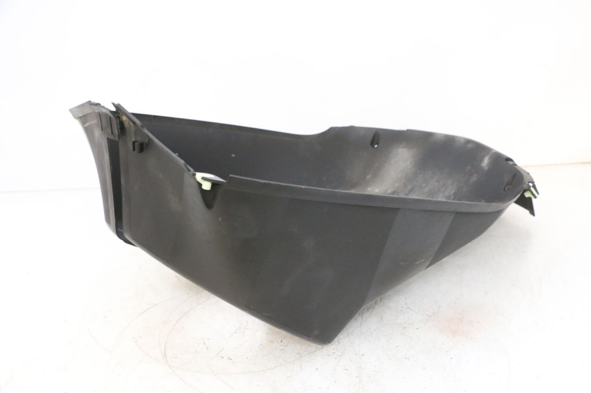 photo de GRILLE RADIATEUR PEUGEOT SATELIS 125 (2013 - 2018) - Vue d’ensemble