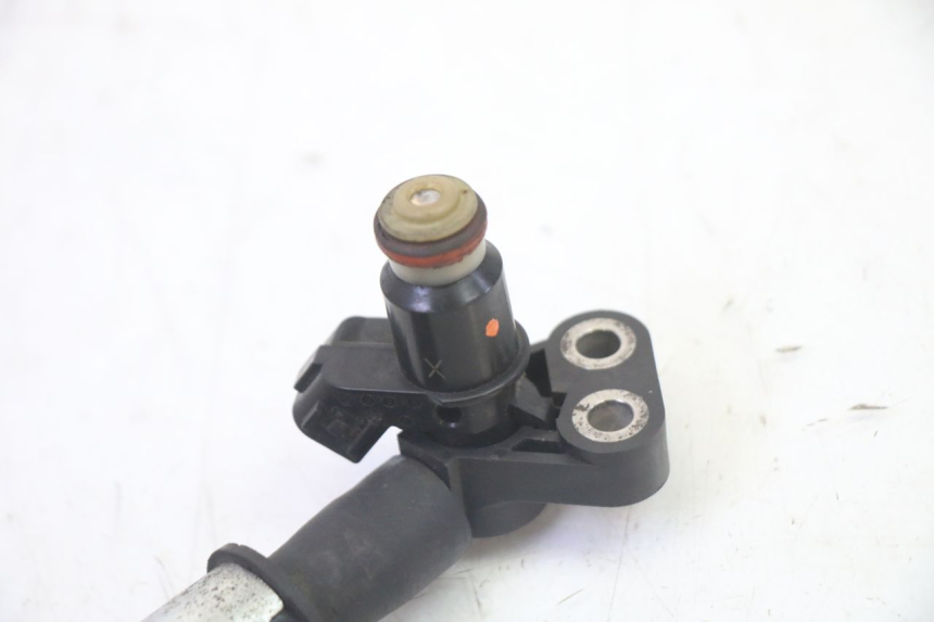photo de INJECTEUR HONDA FES S-WING SWING ABS 125 (2007 - 2015)