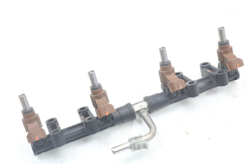 photo de INJECTEUR SUZUKI GSR 750 (2011 - 2017)