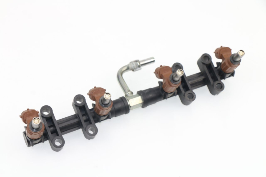 photo de INJECTEUR SUZUKI GSR 750 (2011 - 2017)