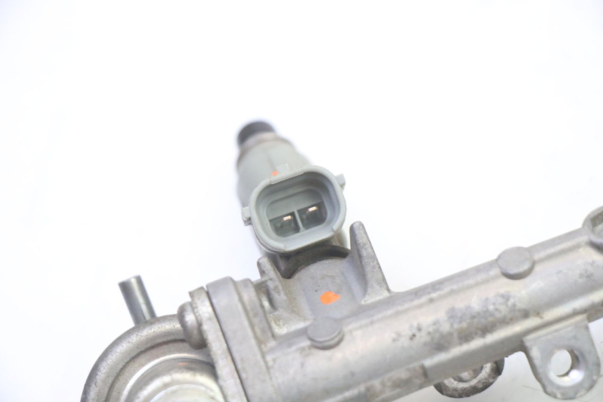 photo de INJECTEUR YAMAHA TDM ABS 900 (2002 - 2014)