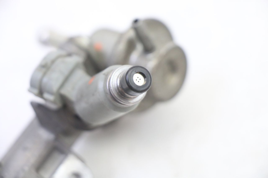 photo de INJECTEUR YAMAHA TDM ABS 900 (2002 - 2014)