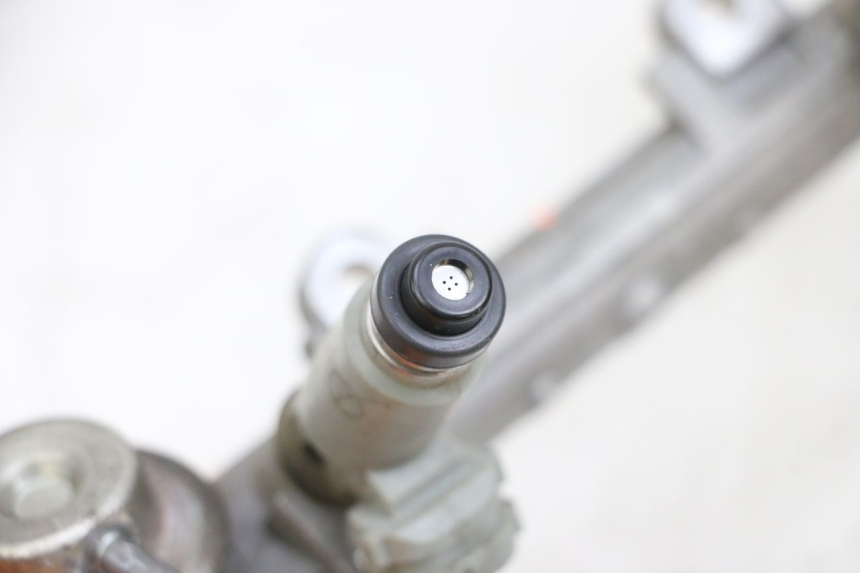 photo de INJECTEUR YAMAHA TDM ABS 900 (2002 - 2014)