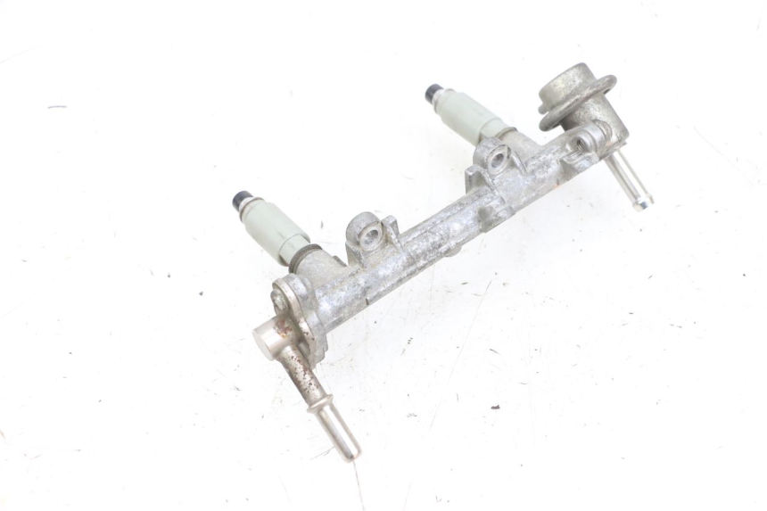 photo de INJECTEUR YAMAHA TDM ABS 900 (2002 - 2014) - Zoom état d’usage