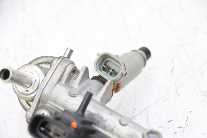 photo de INJECTEUR YAMAHA TDM ABS 900 (2002 - 2014) - Vue produit