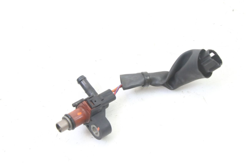 photo de INJECTEUR YAMAHA XMAX X-MAX 125 (2006 - 2009)