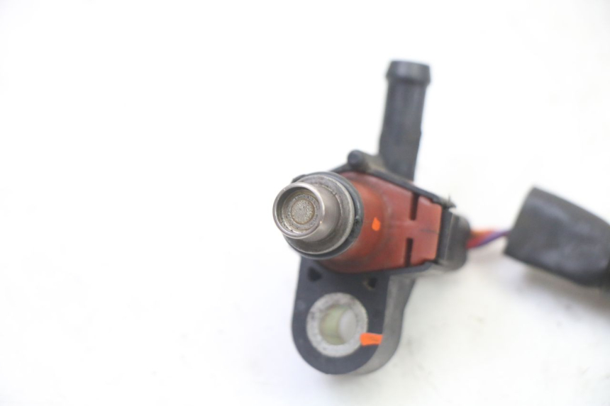 photo de INJECTEUR YAMAHA XMAX X-MAX 125 (2006 - 2009)