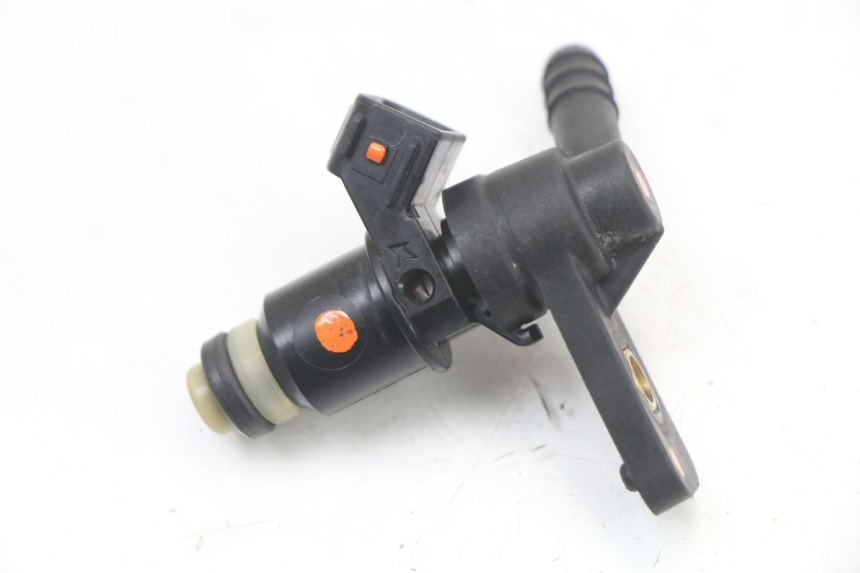 photo de INJECTEUR KYMCO XCITING 250 (2006 - 2009) - Autre angle de vue