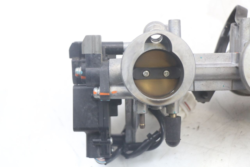 photo de INJECTION KAWASAKI ER-6 ER6 N 650 (2012 - 2016)