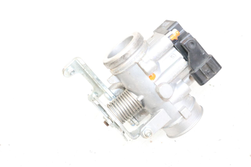 photo de INJECTION MBK FLAME X 125 (2007 - 2016) - Autre angle de vue