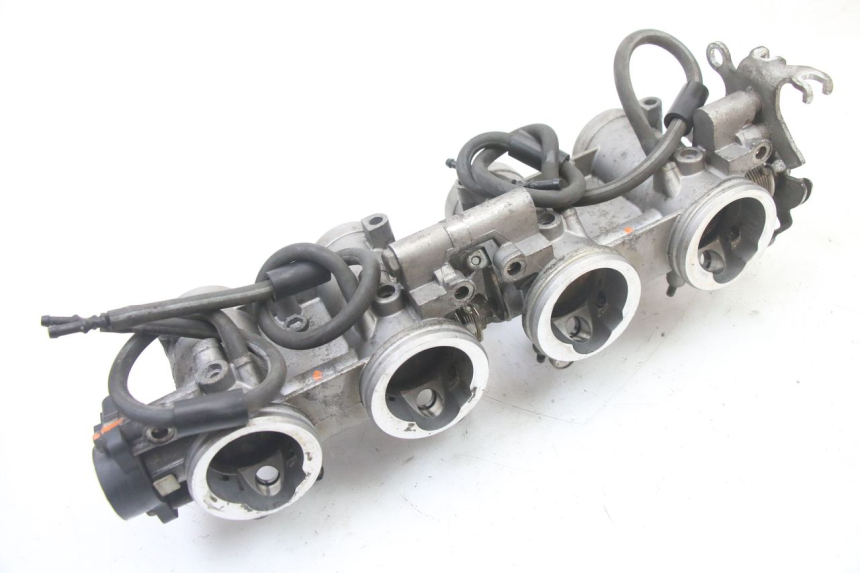 photo de INJECTION YAMAHA FZ6 FAZER S2 600 (2007 - 2011)